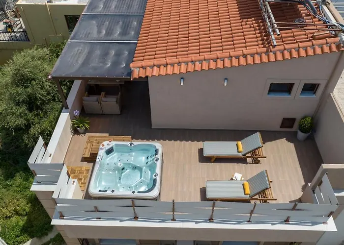 Aretousa Apartment *